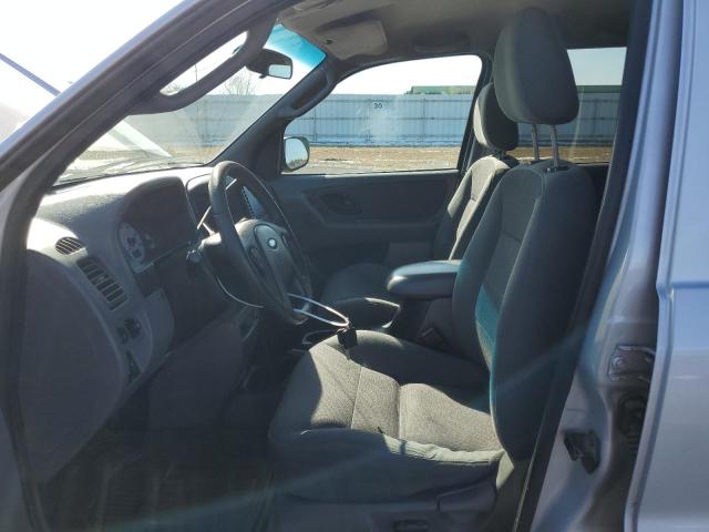 Photo 7 from auction – 2002 FORD ESCAPE XLT with VIN 1FMYU03172KB66305