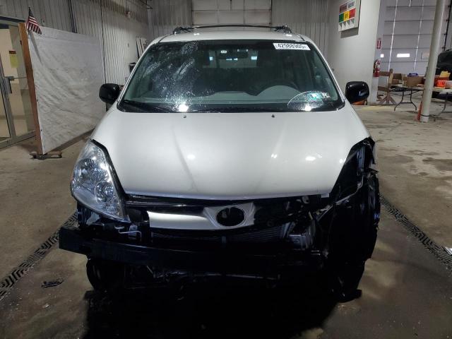 Photo 5 from auction – 2010 TOYOTA SIENNA CE with VIN 5TDKK4CC1AS328462