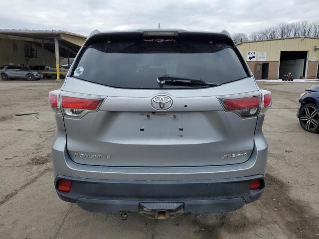 Photo 6 from auction – 2015 TOYOTA HIGHLANDER with VIN 5TDJKRFH7FS189073