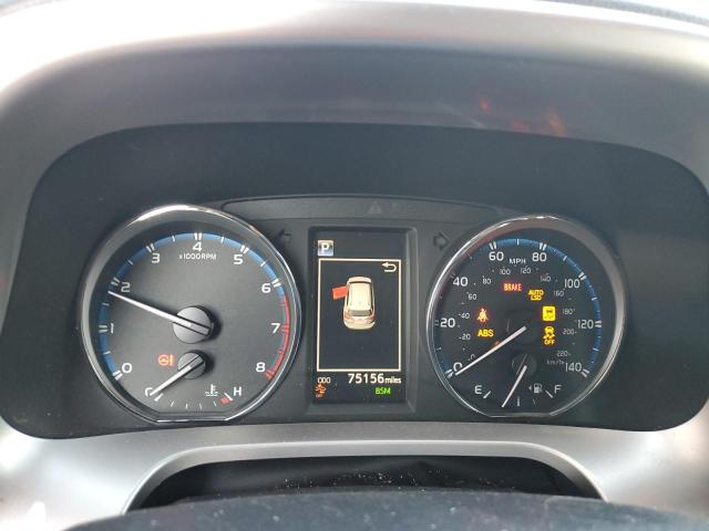 Photo 9 from auction – 2018 TOYOTA RAV4 LIMIT with VIN JTMYFREV3JD114353
