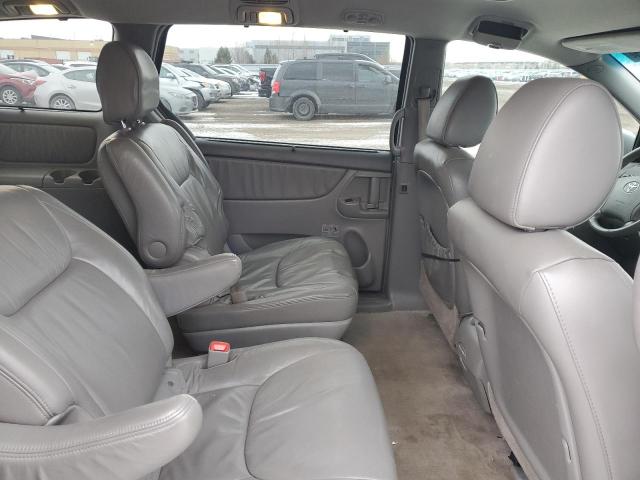 Photo 11 from auction – 2010 TOYOTA SIENNA CE with VIN 5TDKK4CC5AS291691