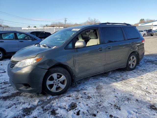 TOYOTA SIENNA LE 2012 con VIN 5TDKK3DC4CS224835 - Foto de la subasta