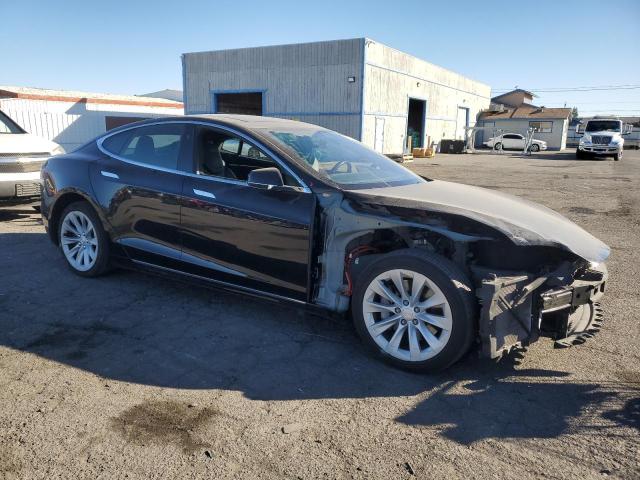 Photo 4 from auction – 2017 TESLA MODEL S with VIN 5YJSA1E17HF183875