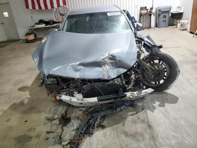 Photo 5 from auction – 2014 HYUNDAI GENESIS 3. with VIN KMHGC4DD1EU264544