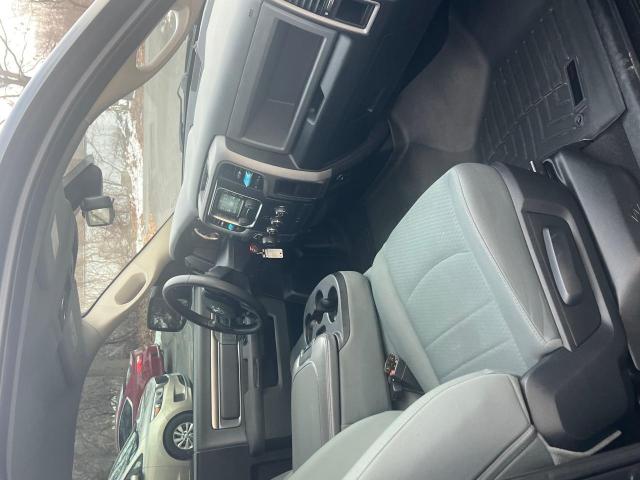 Photo 5 from auction – 2015 RAM 1500 ST with VIN 3C6JR6AT8FG698858