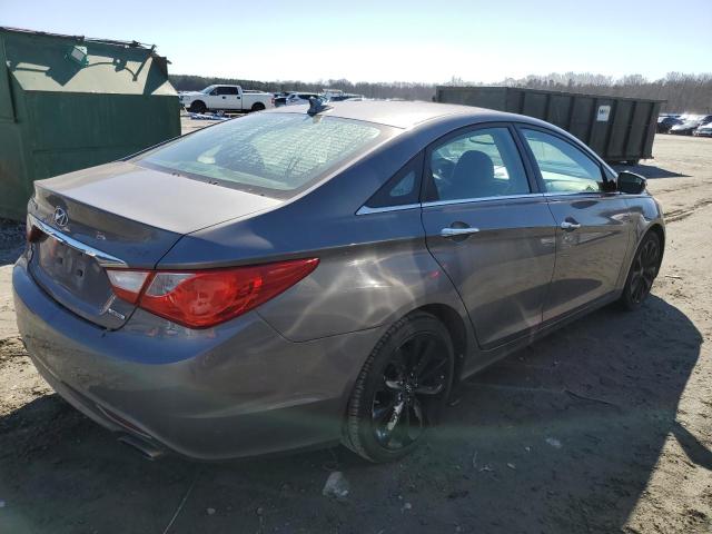 Photo 3 from auction – 2011 HYUNDAI SONATA SE with VIN 5NPEC4AB6BH238073