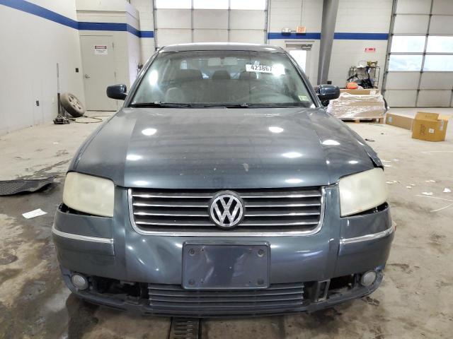 Photo 5 from auction – 2004 VOLKSWAGEN PASSAT GLS with VIN WVWPD63BX4E080130