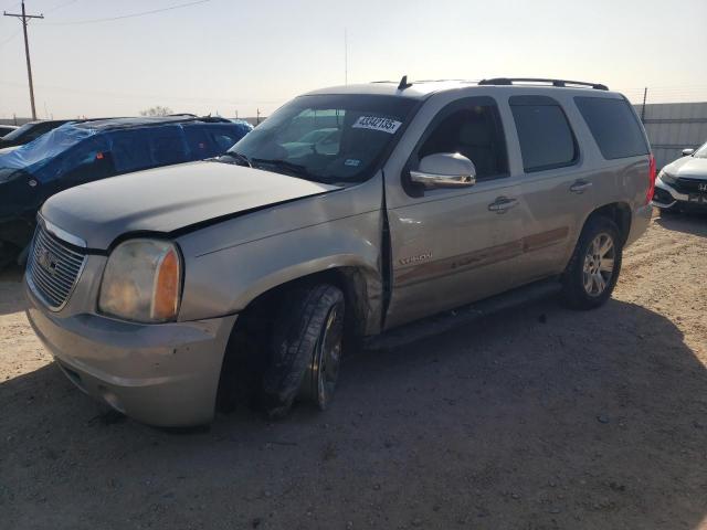 GMC YUKON 2007 with VIN 1GKFC13017R412666 - Photo from auction