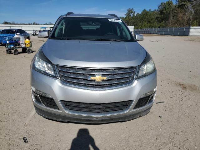 Photo 5 from auction – 2017 CHEVROLET TRAVERSE L with VIN 1GNKRHKDXHJ166374
