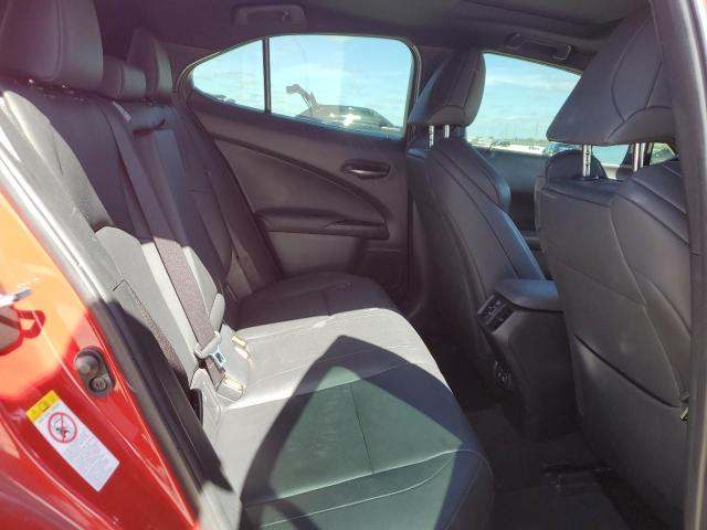 Photo 11 from auction – 2019 LEXUS UX 200 with VIN JTHY3JBH0K2000699