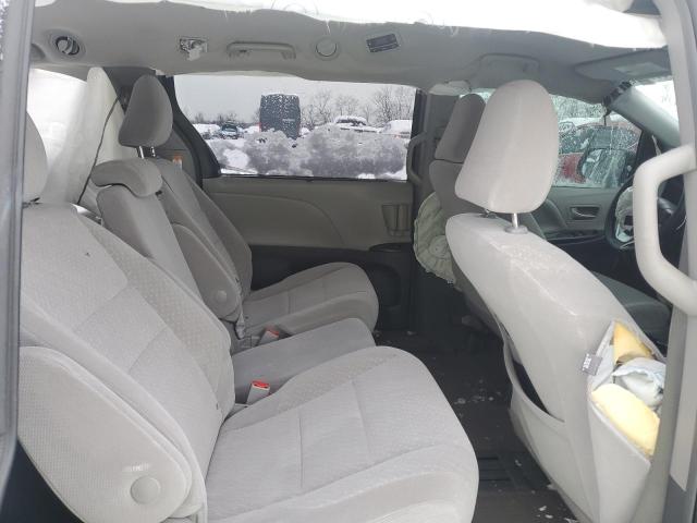 Photo 11 from auction – 2018 TOYOTA SIENNA LE with VIN 5TDKZ3DC4JS907983