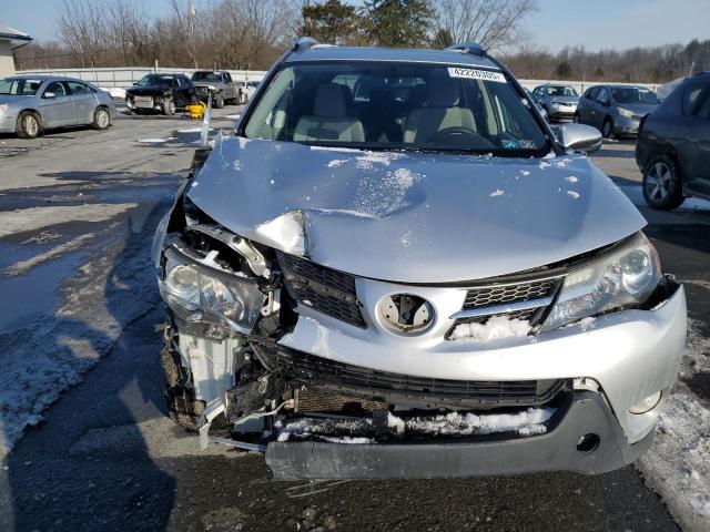 Photo 5 from auction – 2013 TOYOTA RAV4 XLE with VIN JTMRFREVXD5018996