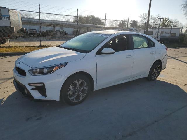 Photo 1 from auction – 2021 KIA FORTE FE with VIN 3KPF24AD1ME294891