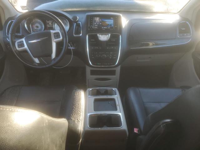 Photo 8 from auction – 2016 CHRYSLER TOWN & COU with VIN 2C4RC1BG2GR288263