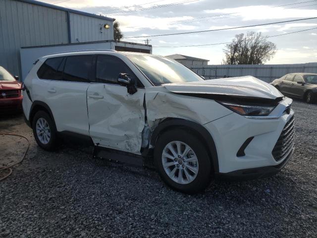 Photo 4 from auction – 2024 TOYOTA GRAND HIGH with VIN 5TDAAAA50RS015741