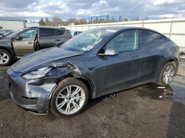 TESLA MODEL Y 2022 with VIN 7SAYGDEE5NF423484 - Photo from auction