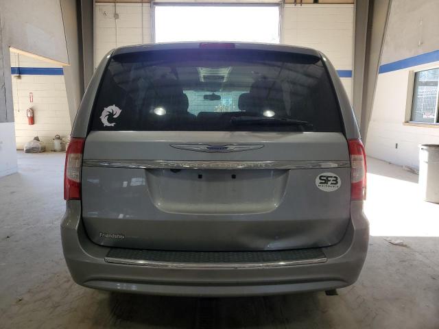 Photo 6 from auction – 2016 CHRYSLER TOWN & COU with VIN 2C4RC1BG3GR128571