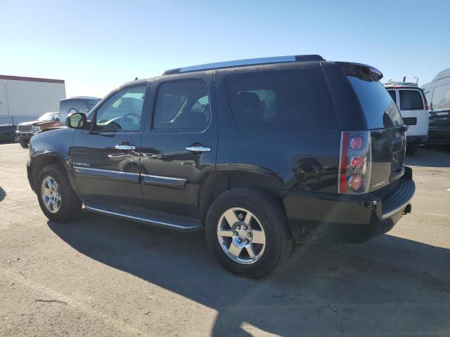 Photo 2 from auction – 2007 GMC YUKON DENA with VIN 1GKFK638X7J213913