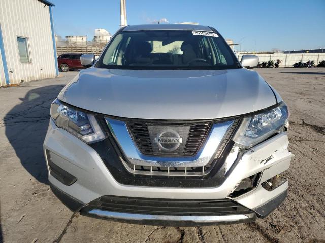 Photo 5 from auction – 2017 NISSAN ROGUE S with VIN 5N1AT2MT4HC862915