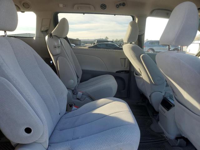 Photo 11 from auction – 2011 TOYOTA SIENNA LE with VIN 5TDKK3DC6BS013019