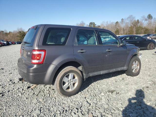 Photo 3 from auction – 2011 FORD ESCAPE XLS with VIN 1FMCU0C77BKA78532