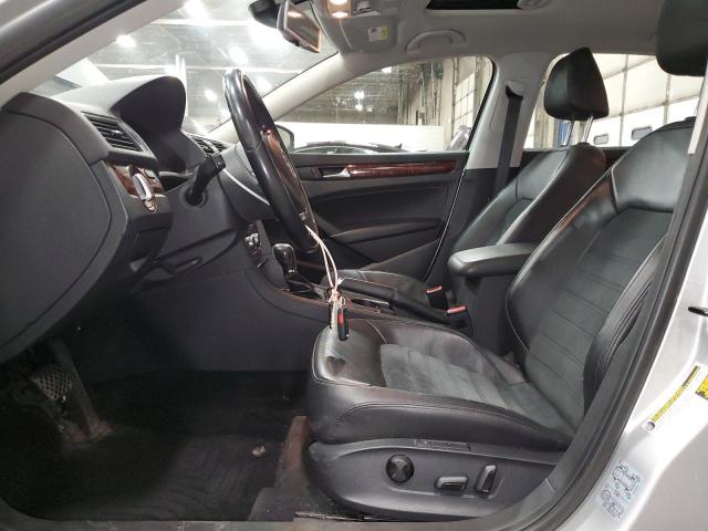 Photo 7 from auction – 2013 VOLKSWAGEN PASSAT SEL with VIN 1VWCN7A30DC049989