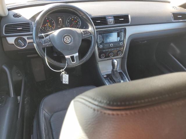 Photo 8 from auction – 2015 VOLKSWAGEN PASSAT SE with VIN 1VWBT7A3XFC037336
