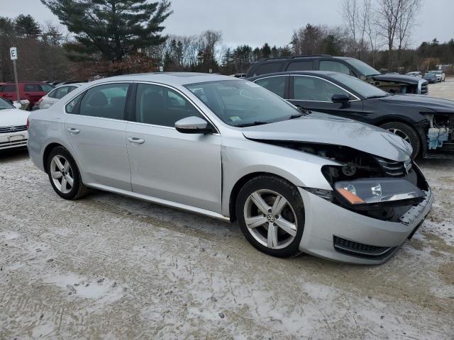 Photo 4 from auction – 2012 VOLKSWAGEN PASSAT SE with VIN 1VWBP7A39CC028224