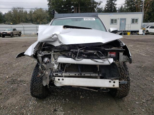 Photo 5 from auction – 2018 TOYOTA 4RUNNER SR with VIN JTEBU5JRXJ5508466