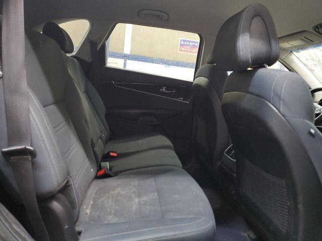 Photo 11 from auction – 2016 KIA SORENTO LX with VIN 5XYPGDA55GG137273