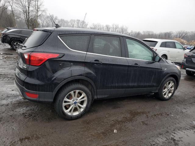 Photo 3 from auction – 2019 FORD ESCAPE SE with VIN 1FMCU0GD1KUB81272