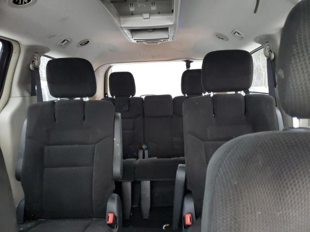 Photo 10 from auction – 2016 CHRYSLER TOWN & COU with VIN 2C4RC1BG3GR105503