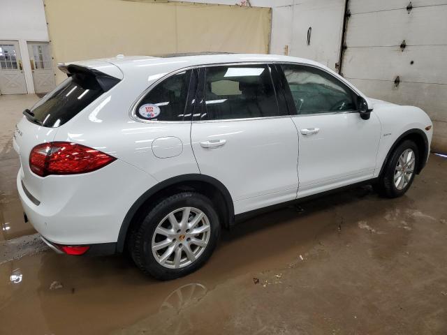 Photo 3 from auction – 2014 PORSCHE CAYENNE S with VIN WP1AE2A28ELA51431
