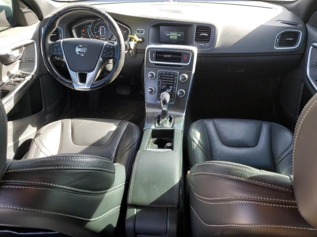 Photo 8 from auction – 2015 VOLVO V60 PREMIE with VIN YV140MEK3F1241275