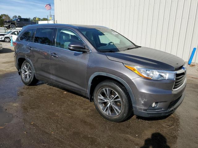 Фото 4 с аукциона – 2016 TOYOTA HIGHLANDER с VIN 5TDJKRFH6GS310032