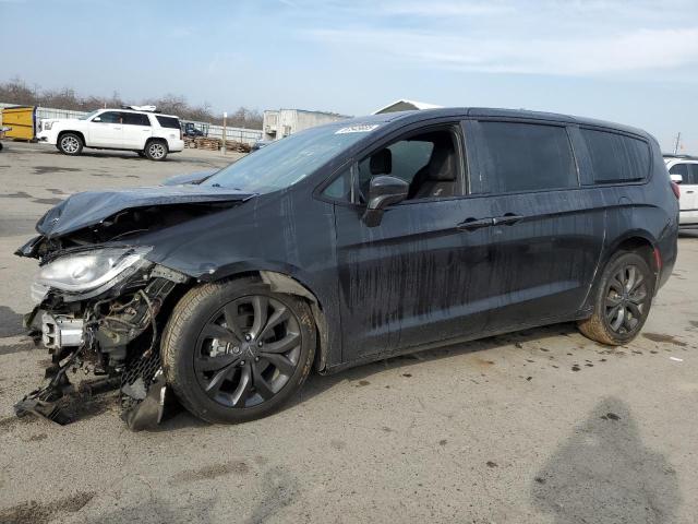 CHRYSLER PACIFICA T 2019 with VIN 2C4RC1FG6KR738595 - Photo from auction