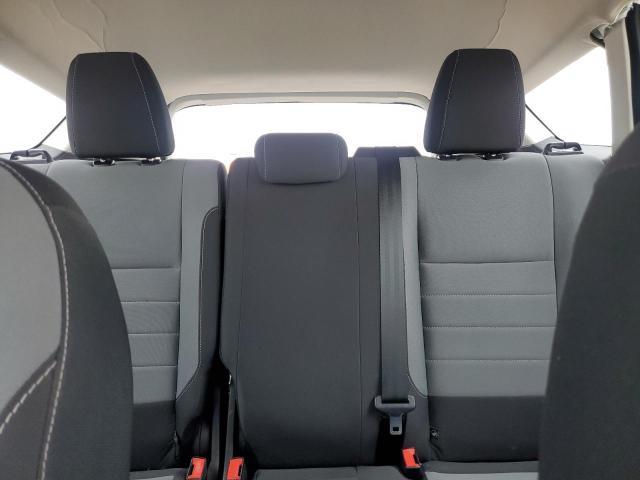Photo 10 from auction – 2018 FORD ESCAPE S with VIN 1FMCU0F7XJUD36489