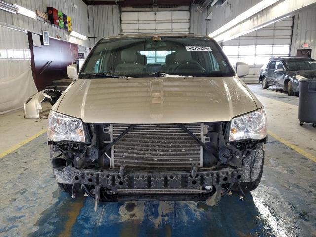Photo 5 from auction – 2016 CHRYSLER TOWN & COU with VIN 2C4RC1BG4GR112489