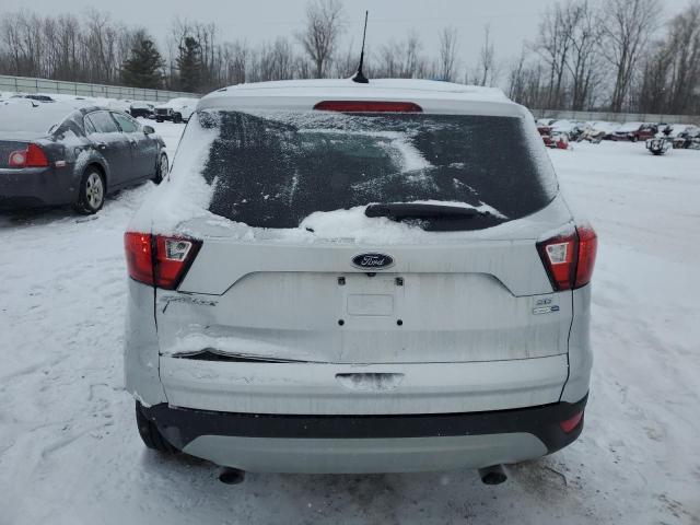 Photo 6 from auction – 2019 FORD ESCAPE SE with VIN 1FMCU9GD0KUB50244