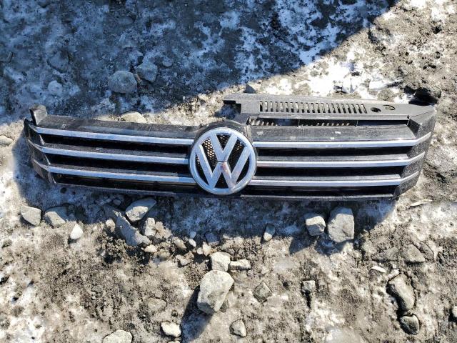 Photo 12 from auction – 2012 VOLKSWAGEN PASSAT SE with VIN 1VWBP7A32CC021552