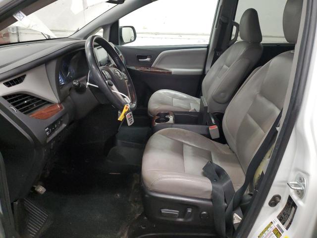 Photo 7 from auction – 2017 TOYOTA SIENNA XLE with VIN 5TDDZ3DC8HS156258