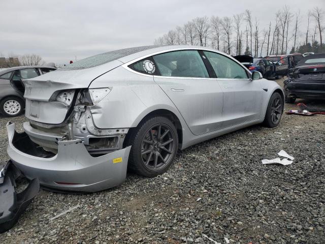 Photo 3 from auction – 2018 TESLA MODEL 3 with VIN 5YJ3E1EB7JF069382