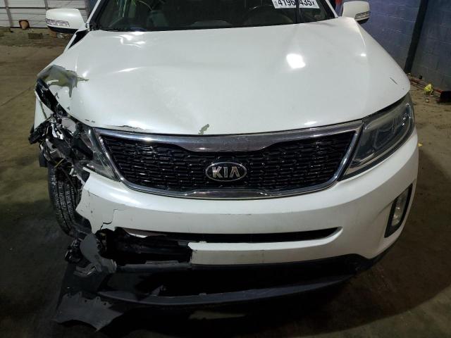 Photo 12 from auction – 2015 KIA SORENTO LX with VIN 5XYKTCA65FG653138