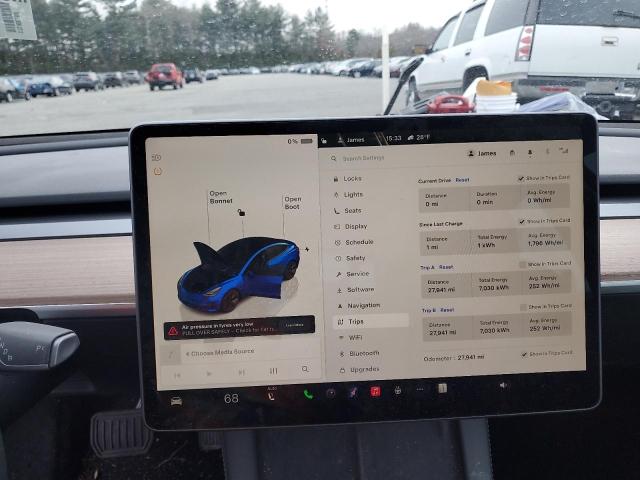 Photo 9 from auction – 2023 TESLA MODEL 3 with VIN 5YJ3E1EB5PF390099