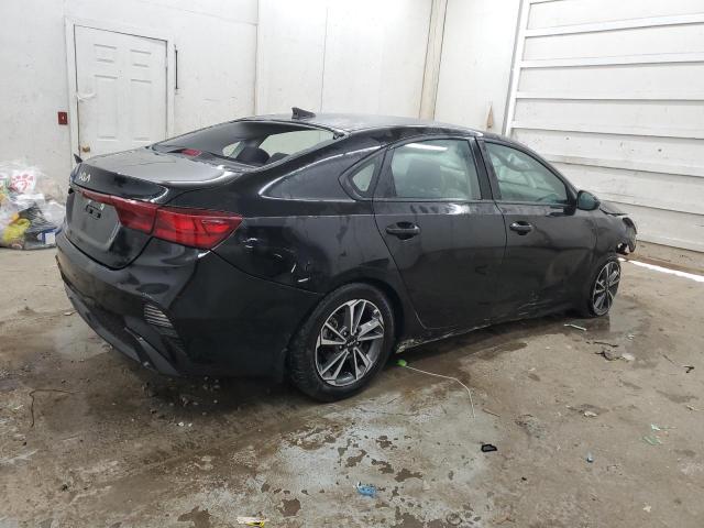 Photo 3 from auction – 2023 KIA FORTE LX with VIN 3KPF24AD4PE581503