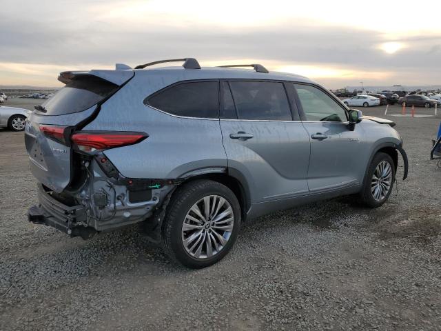 Photo 3 from auction – 2021 TOYOTA HIGHLANDER with VIN 5TDEBRCH9MS020417