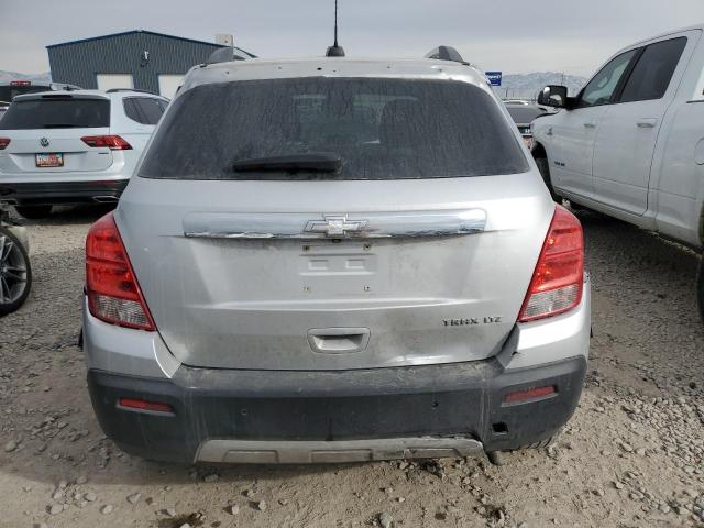 Photo 6 from auction – 2016 CHEVROLET TRAX LTZ with VIN 3GNCJMSB0GL164997
