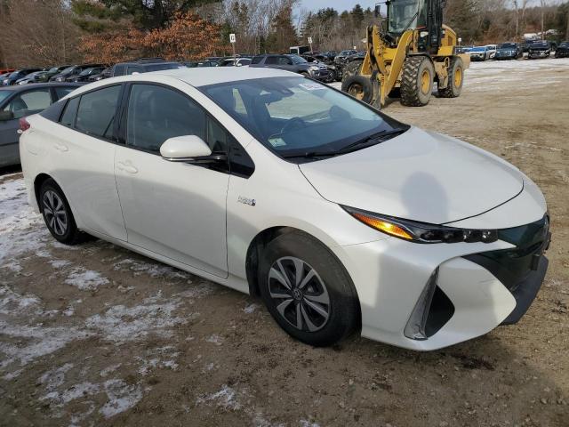 Photo 4 from auction – 2017 TOYOTA PRIUS PRIM with VIN JTDKARFP3H3067054