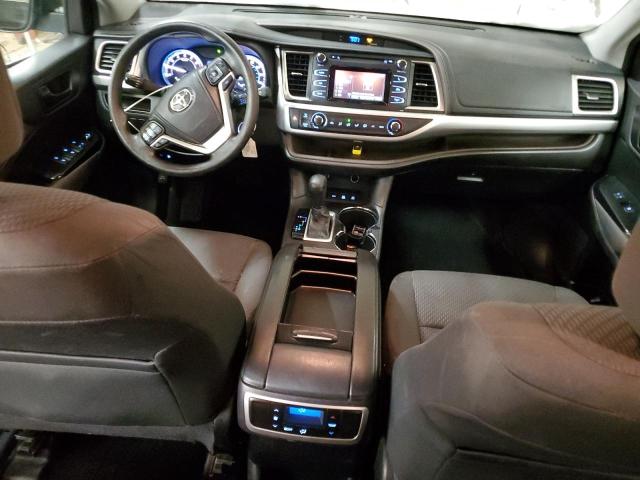 Снимка 8 от търг – 2015 TOYOTA HIGHLANDER с VIN 5TDBKRFH8FS105802