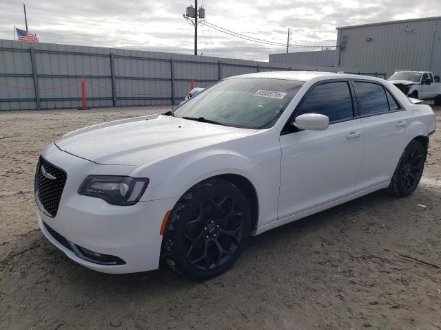 CHRYSLER 300 S 2019 with VIN 2C3CCABG3KH589732 - Photo from auction